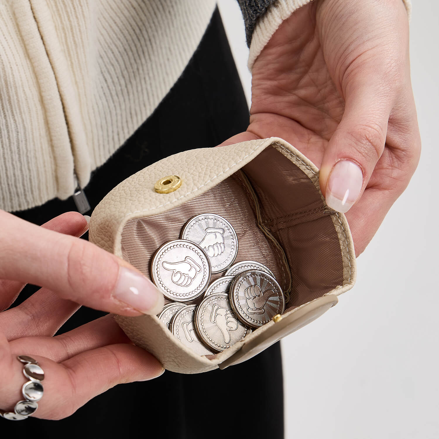Nexaura Beige Coin Pouch