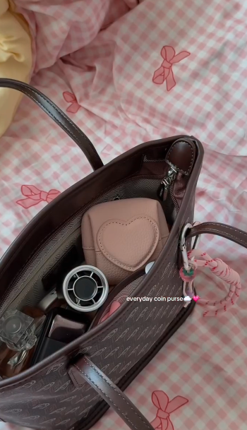 Nexaura Beige Coin Pouch