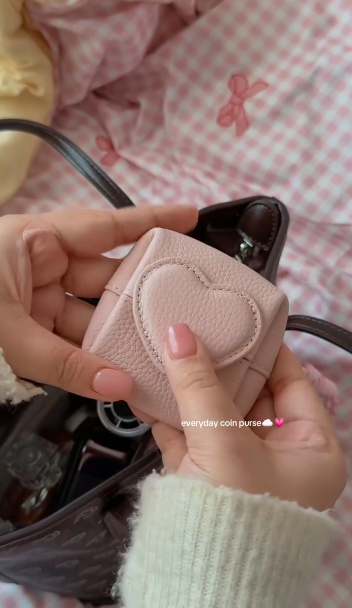 Nexaura Beige Coin Pouch